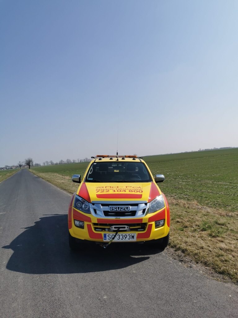 Holowanie TIR Wrocław – ciężarówka odholowywana z autostrady przez pomoc drogową