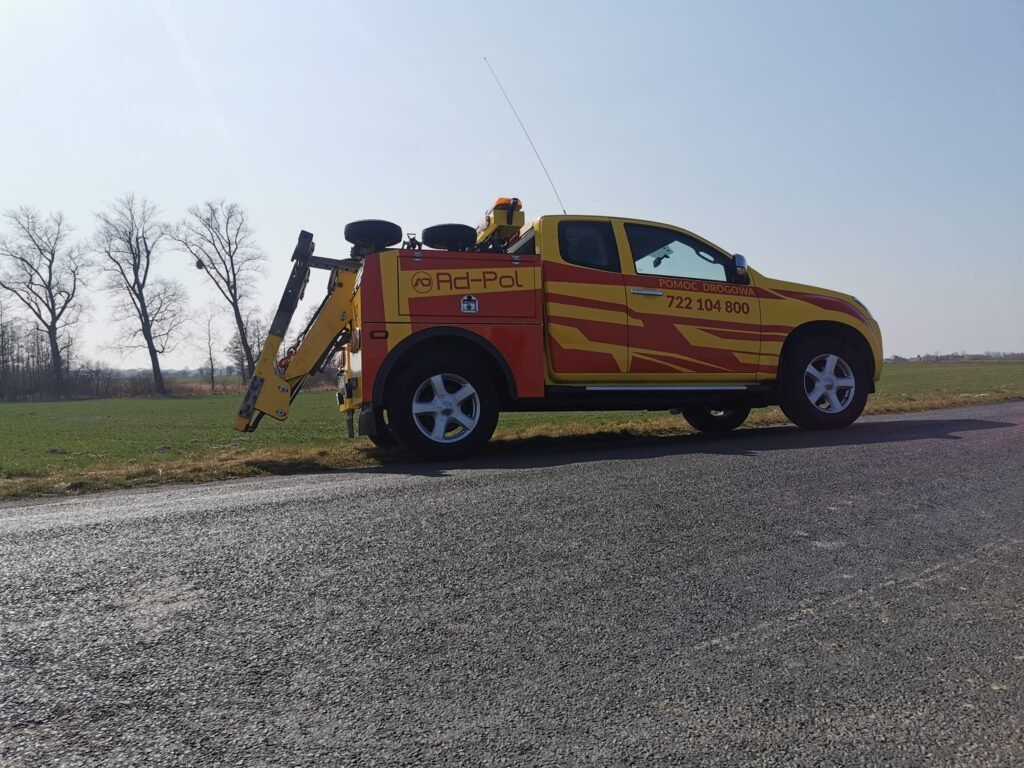 Holowanie TIR Wrocław na autostradzie – fachowa pomoc drogowa po kolizji i wypadku.